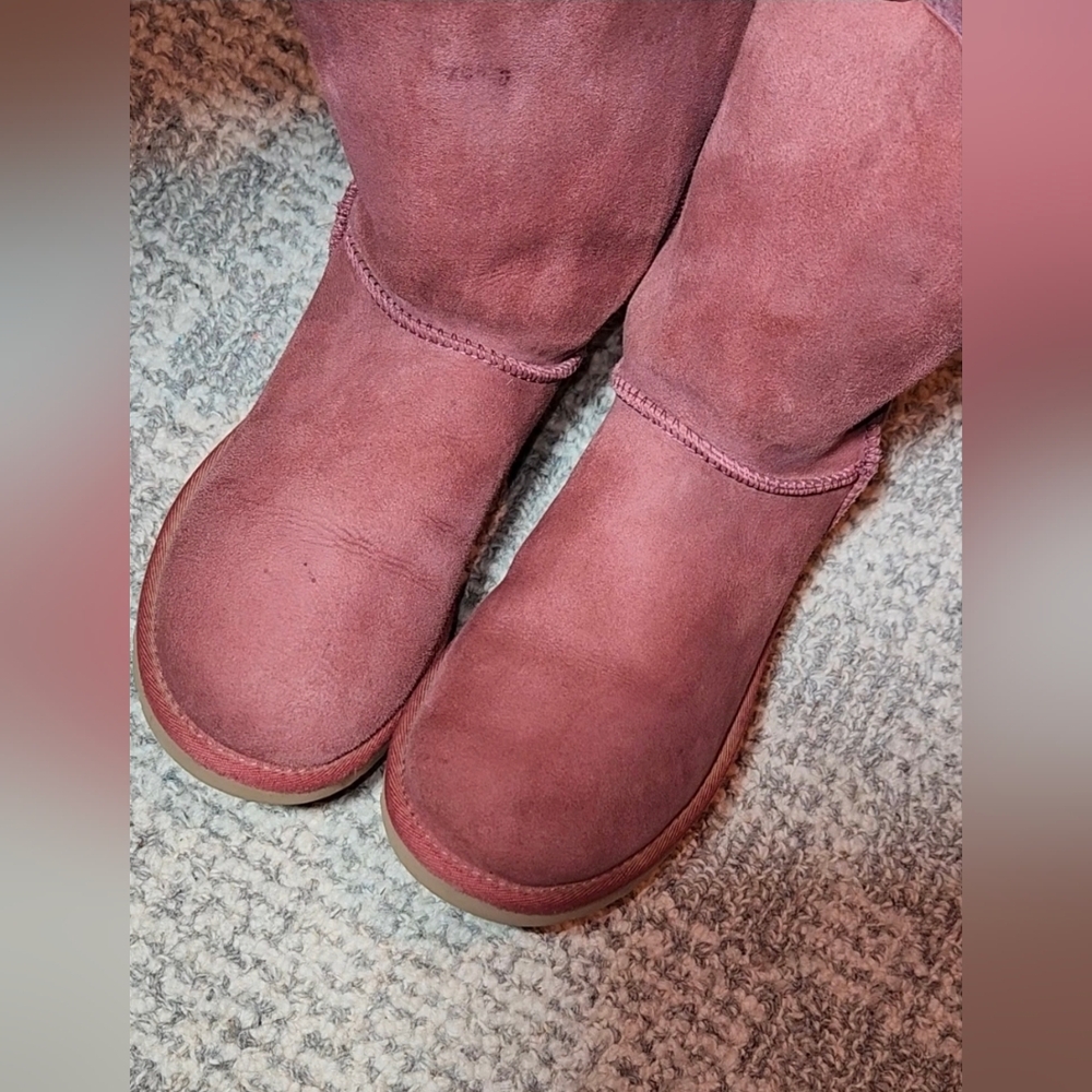 UGG Women's Winter Boots in Plum Suede - Picture 4 of 11